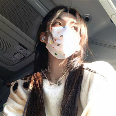 现在最流行的女生头像是什么样的🌟2025年最流行的女生头像