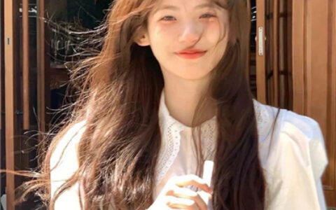 让人眼前一亮的女生头像 第一眼就吸引人的头像女