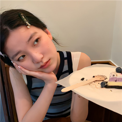 纯欲风女生气质头像🎀精选高级质感纯欲风头像