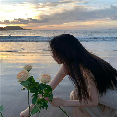 女生背影头像🎑不露脸的女生头像有哪些