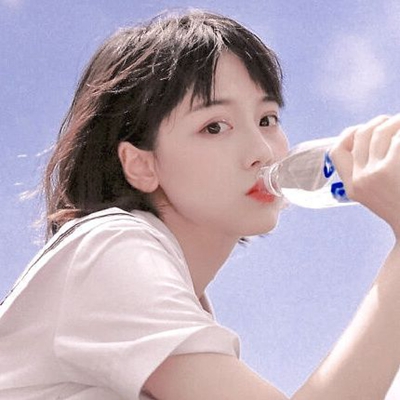 女生头像慵懒偏冷淡风☕网红女生头像ins高级质感
