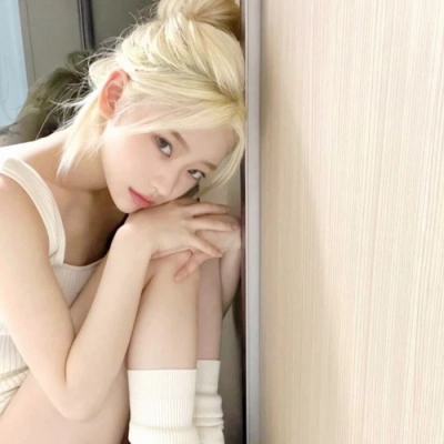 清纯甜美女生头像👚甜到爆的女生清纯甜美头像