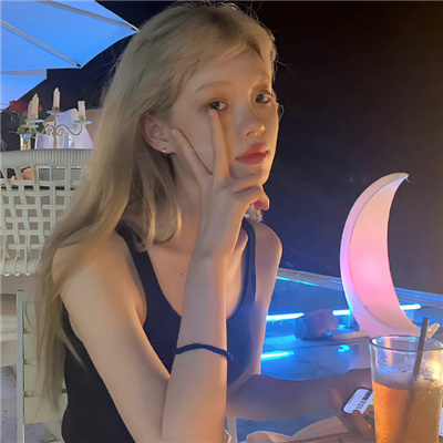 女生头像高级质感干净🚿女生头像ins高级质感 极简质感