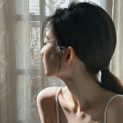 青春校园风女生头像📚超级好看的女生简单气质头像