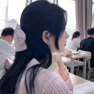让人一眼就心动的女生头像🌟精选值得偏爱的魅力女头