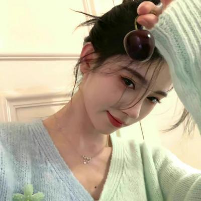 让人一眼就心动的女生头像🌟精选值得偏爱的魅力女头