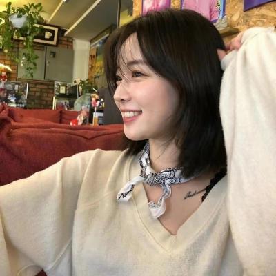 让人一眼就心动的女生头像🌟精选值得偏爱的魅力女头