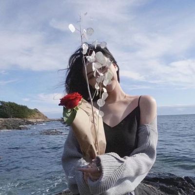 清纯女生头像侧脸长发🌿精选甜美唯美的侧脸头像