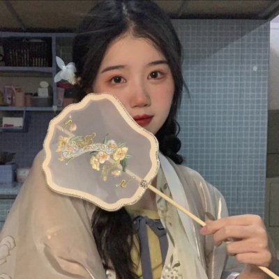 古风头像女生冷艳霸气🌙精选冷艳妩媚的真人女头