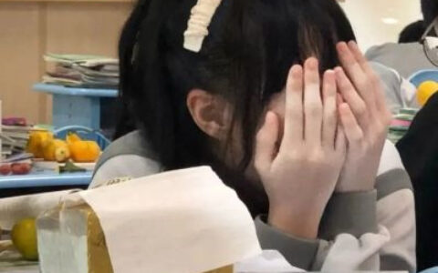适合00后学生用的情侣头像📚精选高中生跨年夜浪漫情头