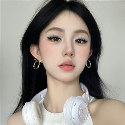 又甜又撩人的女生头像🍬精选情绪稳定系甜妹女头