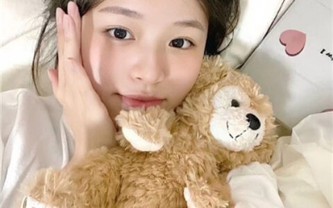 可爱又不幼稚的女生头像🎀精选ins高冷精致女头