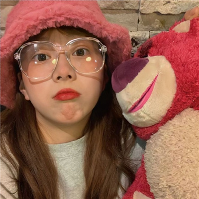 可爱又不幼稚的女生头像🎀精选ins高冷精致女头