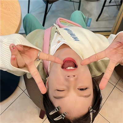 可爱又不幼稚的女生头像🎀精选ins高冷精致女头