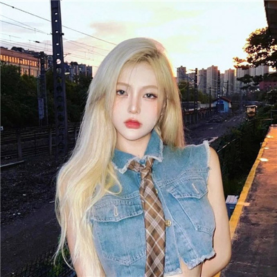 微信头像女生简单大方🖤精选ins高级质感女头