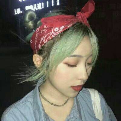 又A又甜玩LOL的女生超美头像🎀用颜值重新定义女召唤师