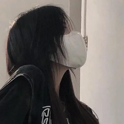 2025不露脸女生头像🌗矛盾美学极端与浪漫女生头像