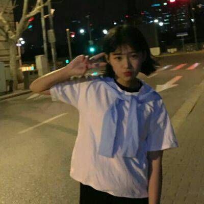 2025女生霸气超拽头像大全💥用眼神重新定义游戏规则