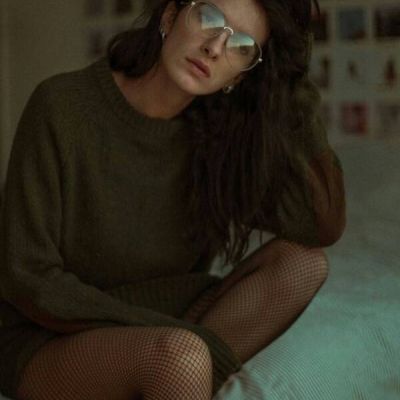 微信欧美女生超拽霸气头像👑用眼神掌控全场的强者美学