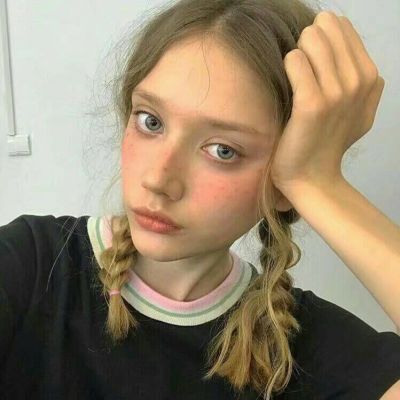 微信欧美女生超拽霸气头像👑用眼神掌控全场的强者美学