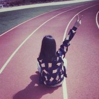2025QQ女生霸气个性背影头像👑女王崛起用背影重新定义女性力量