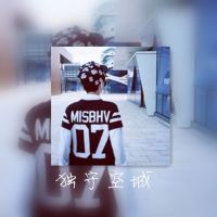 2025男生双影带字头像👥最新版个性背影与文字艺术