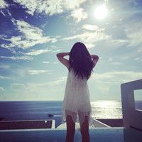 QQ小清新女生背影头像☀️向阳而生