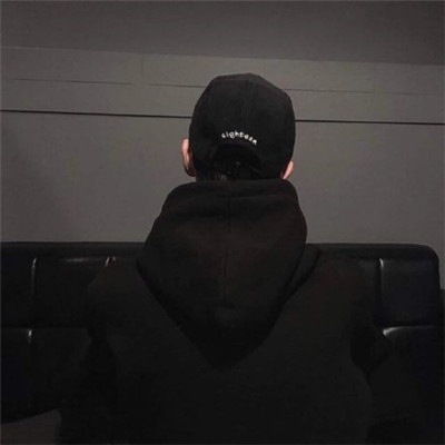 2025最新QQ男背影头像欧美风🧢用背影征服整个社交圈