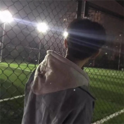 2025最新QQ男背影头像欧美风🧢用背影征服整个社交圈