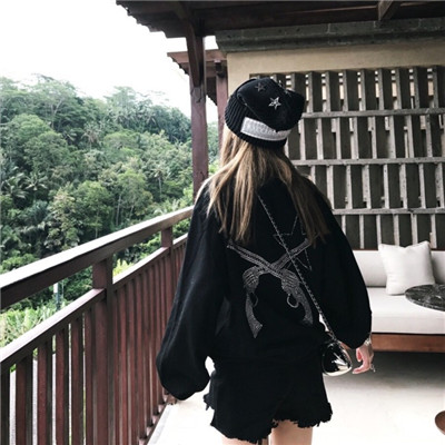 2025超拽帅气女生背影头像✨自由自在的生活
