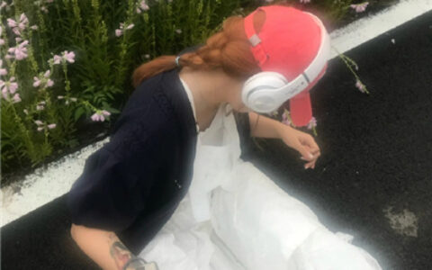 气质朦胧感背影女头🌫️简单构图下的极致漂亮
