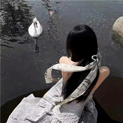 白裙氛围感背影女头合集👗把云朵穿在身上的温柔
