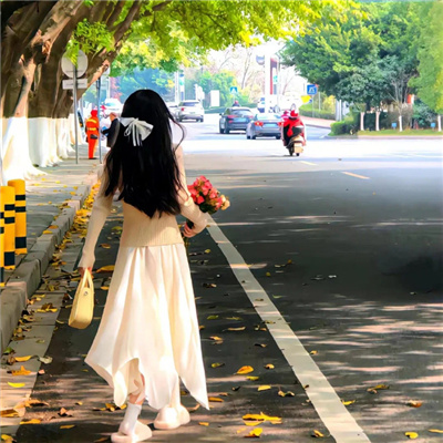 白裙氛围感背影女头合集👗把云朵穿在身上的温柔