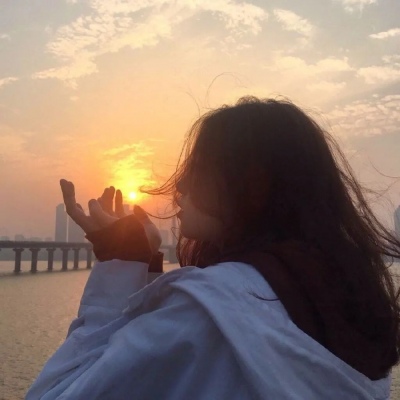 女生唯美意境背影头像🌙把岁月静好藏进温柔里