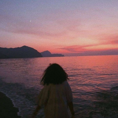 女生唯美意境背影头像🌙把岁月静好藏进温柔里