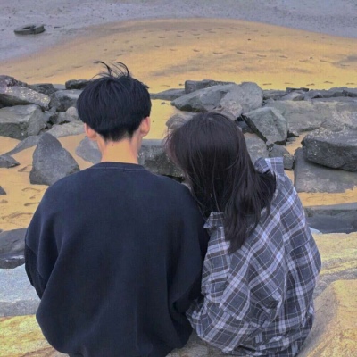 520情侣低调恩爱背影头像💌00后专属｜青春不撞款恋爱方程式