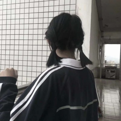 淡淡忧伤唯美女生微信背影头像🌙温柔破碎感女生头像