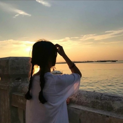 抖音女生唯美高清背影头像🎬每一帧都像电影截图