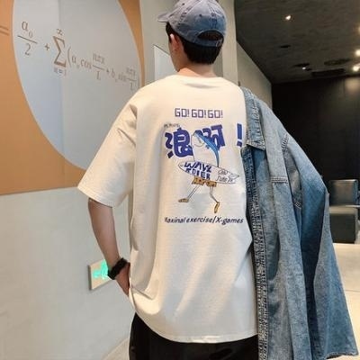2025男生伤感霸气背影头像🌫️把眼泪炼成盔甲的蜕变美学