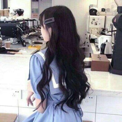 2025女生可爱清新背影头像🍬把春天别在蝴蝶结上的温柔
