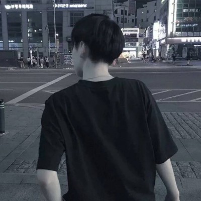 男生个性伤感背影头像大全🌧️用背影诉说所有故事