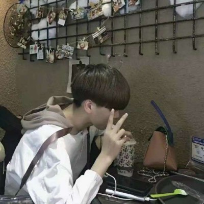 男生个性伤感背影头像大全🌧️用背影诉说所有故事