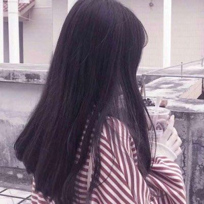 QQ女生唯美漂亮背影头像🌍世界很美告诉自己人间值得温柔以待