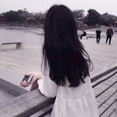 QQ女生唯美伤感背影头像2025🌊浪尽离场系列