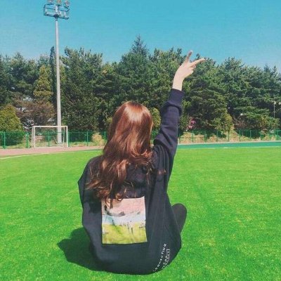 QQ女生唯美伤感背影头像🌧️心碎收藏馆女生伤感头像