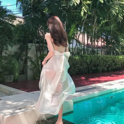 QQ女生唯美伤感背影头像🌧️心碎收藏馆女生伤感头像