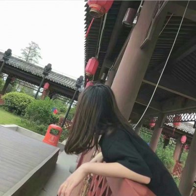 真诚告白💘最新微信情侣背影头像一男一女