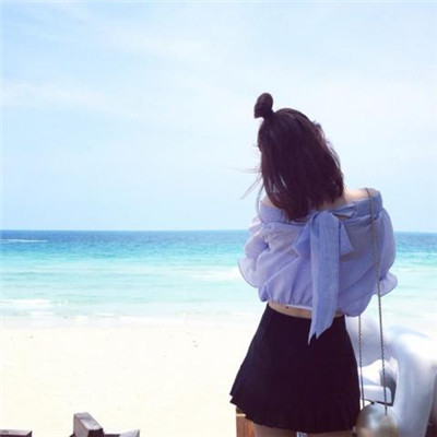 女生长发海边唯美背影头像🌊霸气社交宣言系列头像