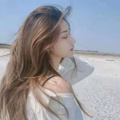 最潮QQ长发生背影头像🌌孤独真相系列
