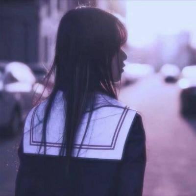最潮QQ长发生背影头像🌌孤独真相系列